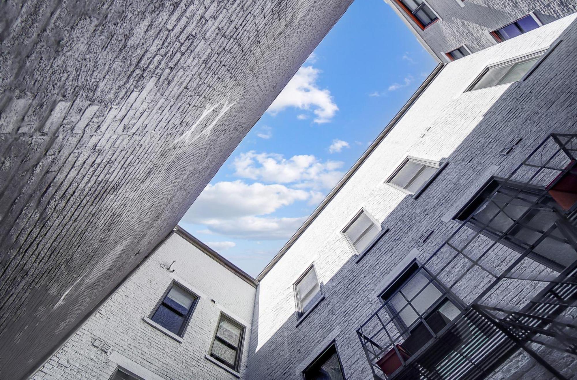 Sunny Downtown Apartment, Walk To Washington Park! Cincinnati Eksteriør bilde