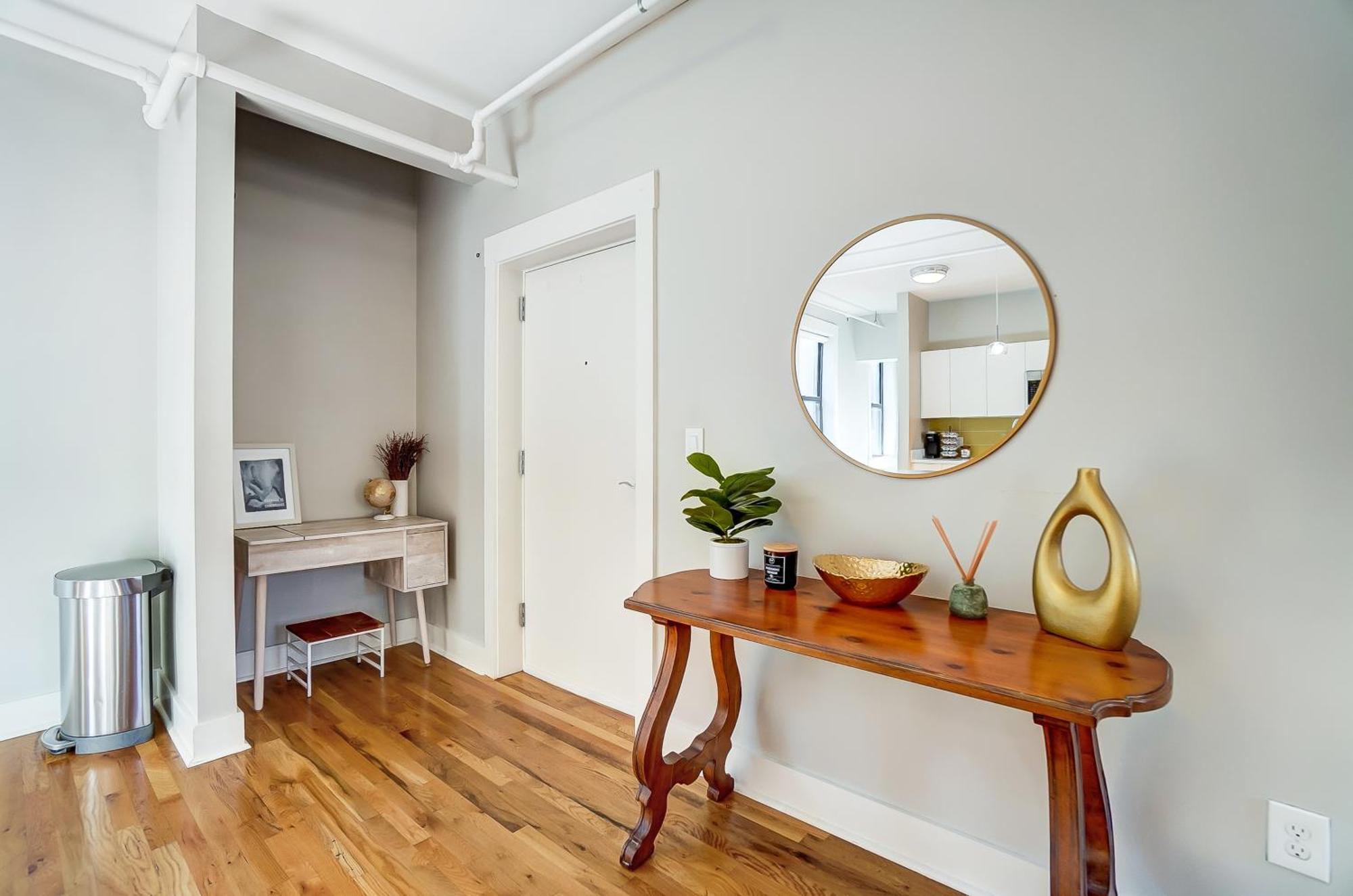 Sunny Downtown Apartment, Walk To Washington Park! Cincinnati Eksteriør bilde